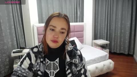 Snapshot of tammyparker_ chatting on January 31, 7:29 am Tammara online show from January 31, 7:29 am