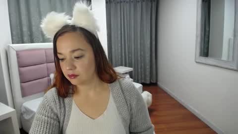 Snapshot of tammyparker_ chatting on February 19, 4:34 am Tammara online show from February 19, 4:34 am