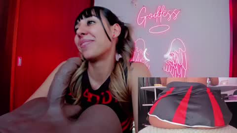 Snapshot of tamy_bennett chatting on January 29, 1:28 pm Tamara online show from January 29, 1:28 pm