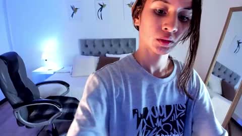 Snapshot of tamy_edwards chatting on March 1, 12:50 am Tamy  online show from March 1, 12:50 am