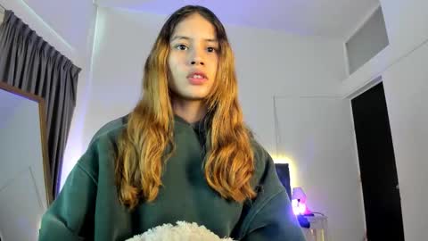 Snapshot of tamy_edwards chatting on October 12, 12:15 pm Tamy  online show from October 12, 12:15 pm