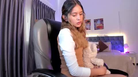 Snapshot of tamy_edwards chatting on October 15, 7:58 pm Tamy  online show from October 15, 7:58 pm