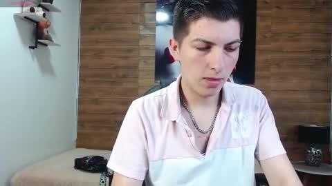 Snapshot of taner_king chatting on November 16, 3:01 am TANER online show from November 16, 3:01 am