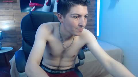 Snapshot of taner_king chatting on November 21, 3:05 am TANER online show from November 21, 3:05 am