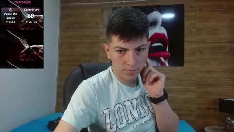 Snapshot of taner_king chatting on December 1, 3:00 am TANER online show from December 1, 3:00 am