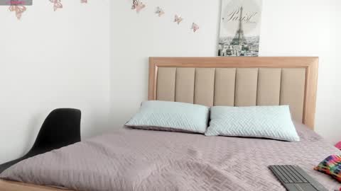 TaniaCarter online show from December 16, 3:32 pm