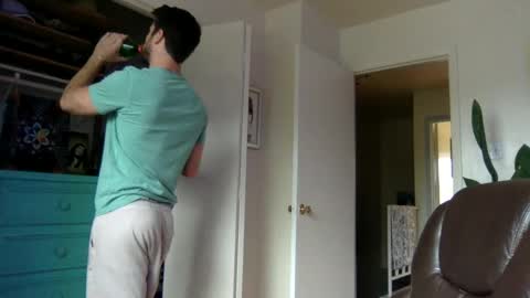 Dr. Love online show from February 5, 9:29 pm