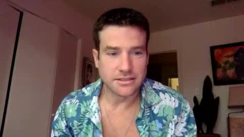 Dr. Love online show from April 18, 2:32 pm