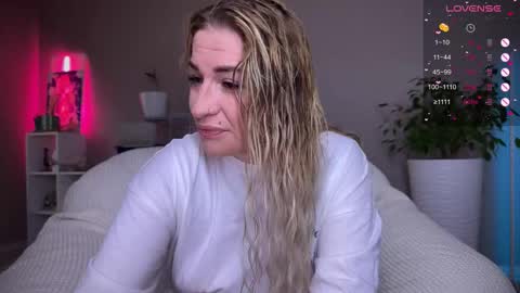 Tanya acid       online show from October 16, 11:44 am