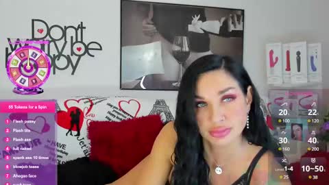 Snapshot of tara_bloss chatting on February 11, 3:08 am Tara online show from February 11, 3:08 am