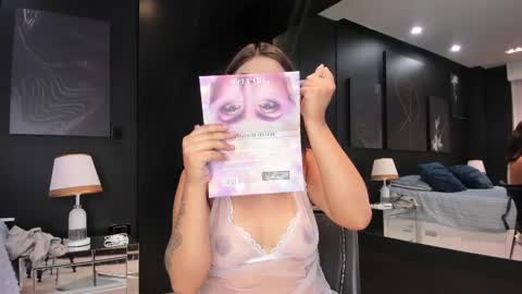 Tara Hills online show from February 26, 1:19 pm