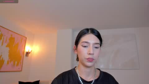 Tara Lawrence online show from February 24, 3:26 am