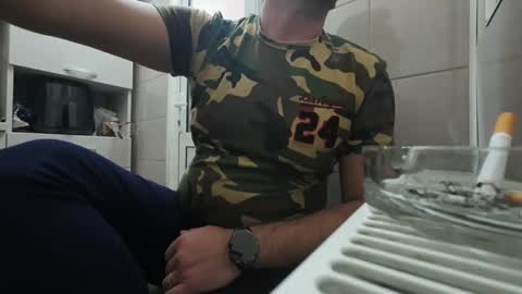 tarkan198 online show from February 3, 4:31 pm