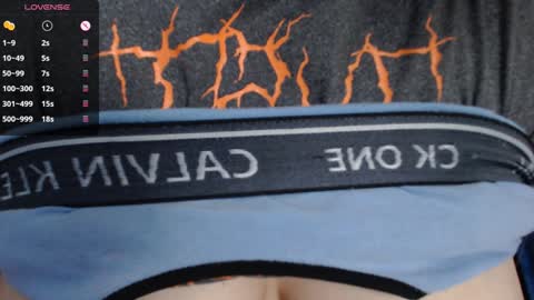 tarrant_ online show from January 1, 1:58 am