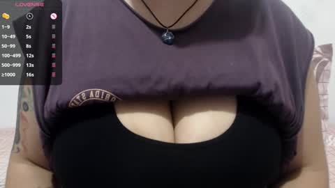 tarrant_ online show from March 9, 11:25 pm