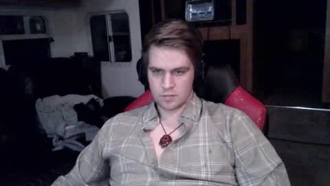 tarus333 online show from December 4, 7:50 am