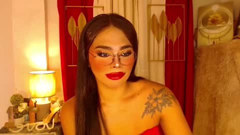 Snapshot of tasha_goddess chatting on November 16, 5:35 am tashaa online show from November 16, 5:35 am