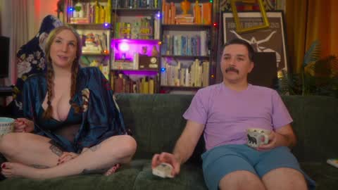 Vivian  Clark online show from October 15, 1:55 pm