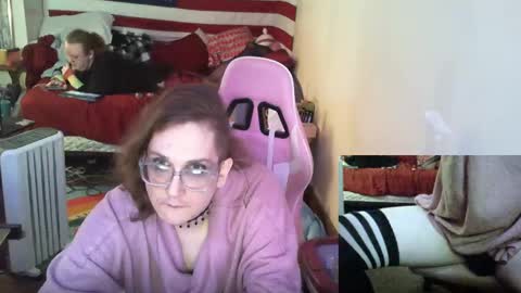 Snapshot of tasteflavored_femboy chatting on February 15, 1:31 am Taste online show from February 15, 1:31 am