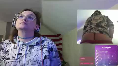 Snapshot of tasteflavored_femboy chatting on February 20, 12:36 pm Taste online show from February 20, 12:36 pm