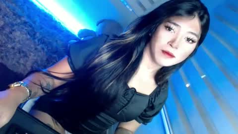   online show from December 10, 8:08 am