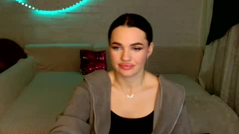 Snapshot of tasty_babyy chatting on December 5, 2:58 pm tasty_babyy online show from December 5, 2:58 pm