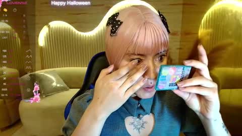 tasty_morita_r online show from October 31, 1:23 pm