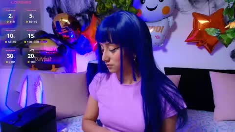 Snapshot of tati_cardenas chatting on October 18, 5:54 am AME online show from October 18, 5:54 am