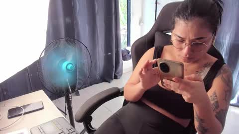 Snapshot of tati_jones chatting on October 24, 8:16 pm Tatiana online show from October 24, 8:16 pm