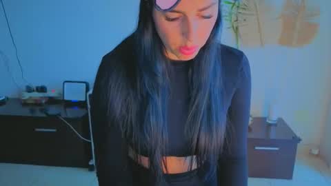 Snapshot of tatiana2224 chatting on November 7, 5:57 pm tatiana2224 online show from November 7, 5:57 pm