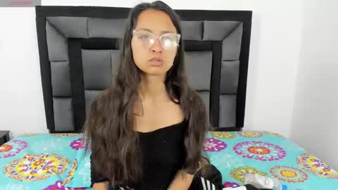 Tati online show from December 20, 1:00 pm