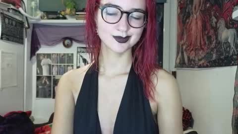 Snapshot of tatianaromanova chatting on November 5, 7:25 pm Tatiana online show from November 5, 7:25 pm