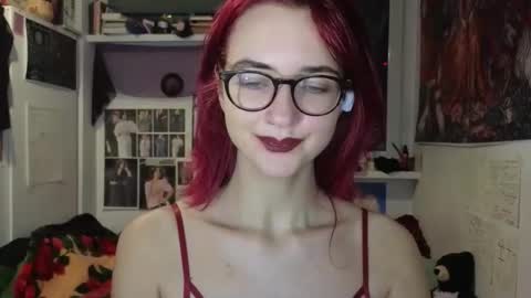 Snapshot of tatianaromanova chatting on December 4, 9:34 pm Tatiana online show from December 4, 9:34 pm