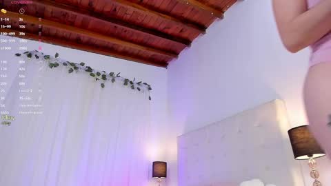 Snapshot of tatikiss_ chatting on September 10, 11:21 am Tatiana independent girl online show from September 10, 11:21 am