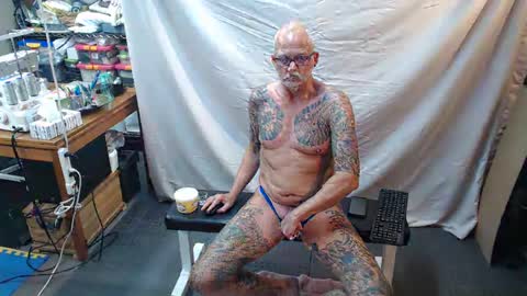 inkbator online show from October 12, 9:14 pm