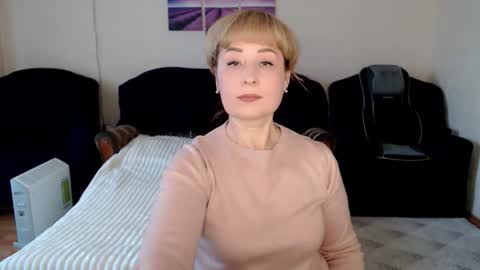 Snapshot of tattease chatting on November 3, 1:12 pm Tattease online show from November 3, 1:12 pm