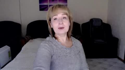 Snapshot of tattease chatting on November 14, 1:43 pm Tattease online show from November 14, 1:43 pm