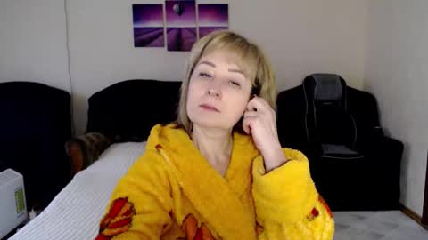 Snapshot of tattease chatting on November 26, 5:30 am Tattease online show from November 26, 5:30 am