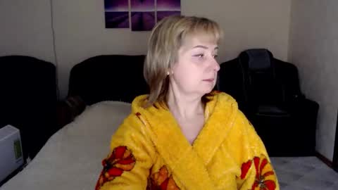 Snapshot of tattease chatting on December 1, 5:34 am Tattease online show from December 1, 5:34 am