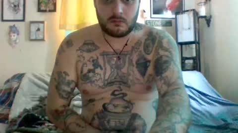 Snapshot of tatteddaddy72 chatting on January 7, 6:35 pm tatteddaddy72 online show from January 7, 6:35 pm