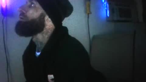 Snapshot of tattoo3333 chatting on November 12, 8:15 am tattoo3333 online show from November 12, 8:15 am