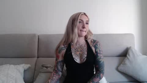 tattoobbgirl online show from September 16, 2:40 pm
