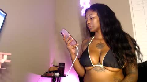 nyxxx online show from May 17, 2:53 am