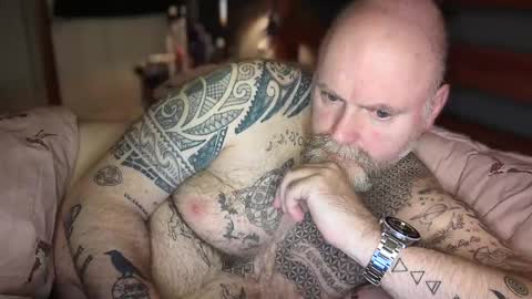 Tattooeddilf 01 online show from January 22, 1:20 am