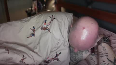 Tattooeddilf 01 online show from January 23, 2:02 am