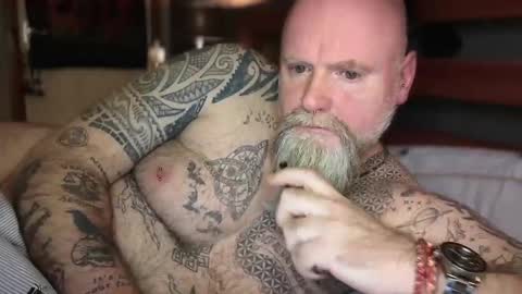 Tattooeddilf 01 online show from January 6, 9:39 pm
