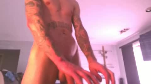 Mr. Favorite online show from March 1, 6:11 pm