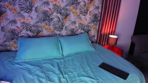 Tatty online show from January 3, 8:22 pm