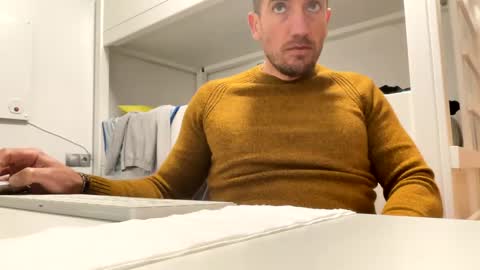 Tatuador40 online show from January 19, 11:32 pm