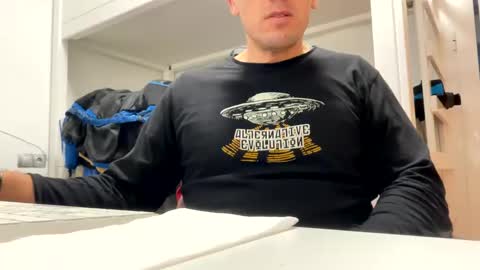 Tatuador40 online show from January 24, 11:56 pm